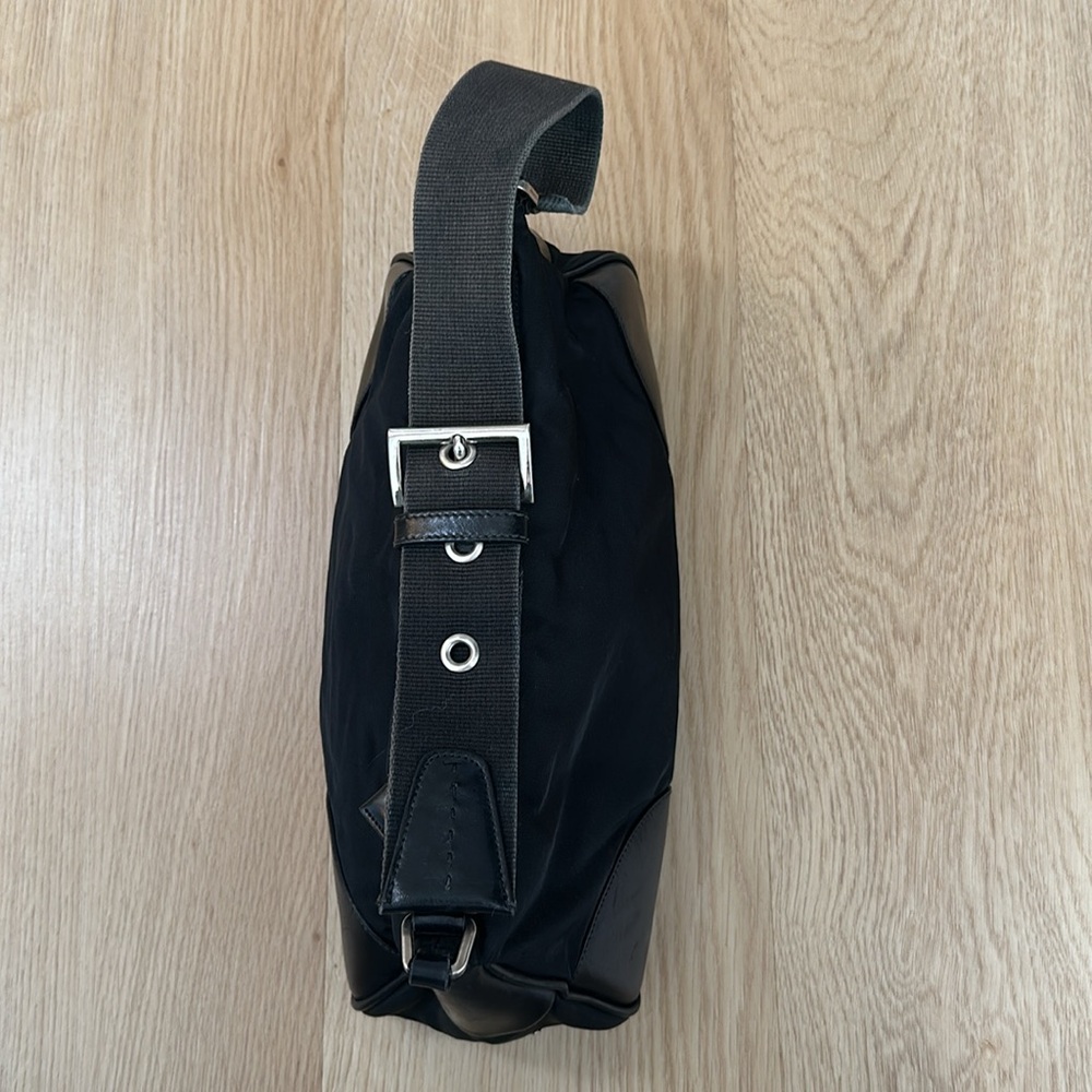PRADA BLACK NYLON SHOULDER BAG Re-Edition 1995 - Picture 8 of 14
